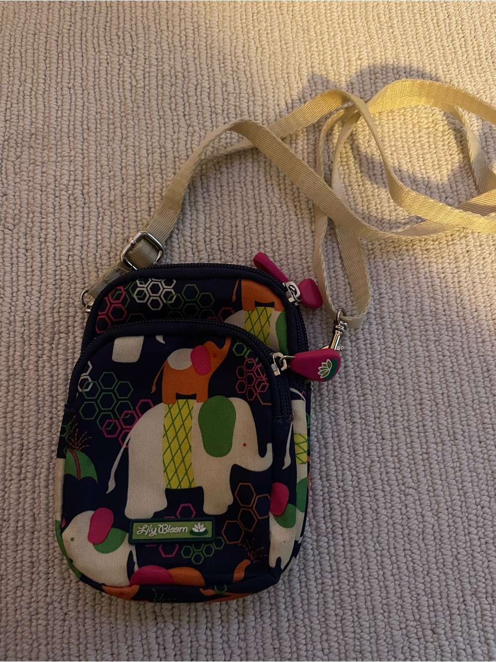 Lily Bloom  Elephant Crossbody Bag with Colorful Accents c43